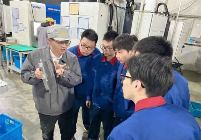 1685156995821205.jpg 5.jpg